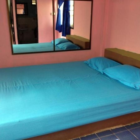 Nora Guesthouse Chumphon Room photo